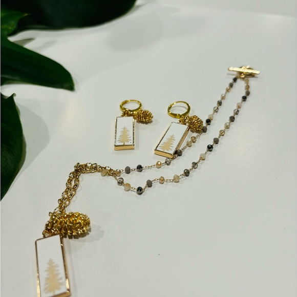 Pacific Northwest Theme Gold Pinecone Earrings & Necklace - Picture 7 of 11